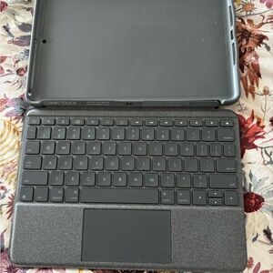 Logitech Combo Touch Keyboard Case - Gray